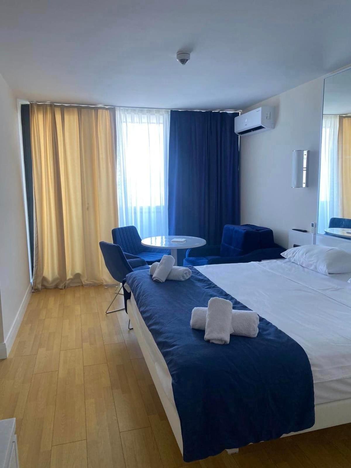 Suites Orbi City Aparthotel Батуми Экстерьер фото