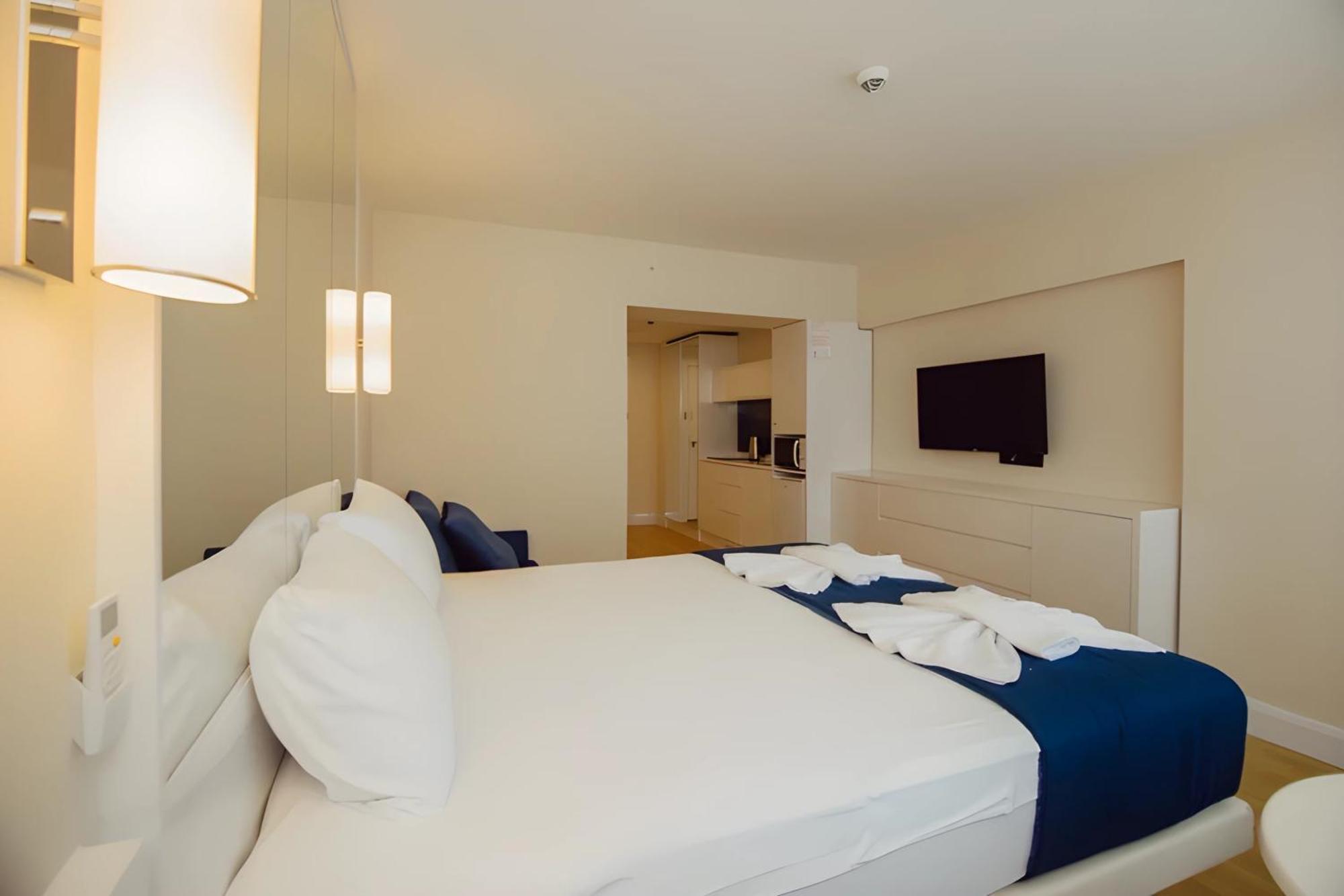 Suites Orbi City Aparthotel Батуми Экстерьер фото