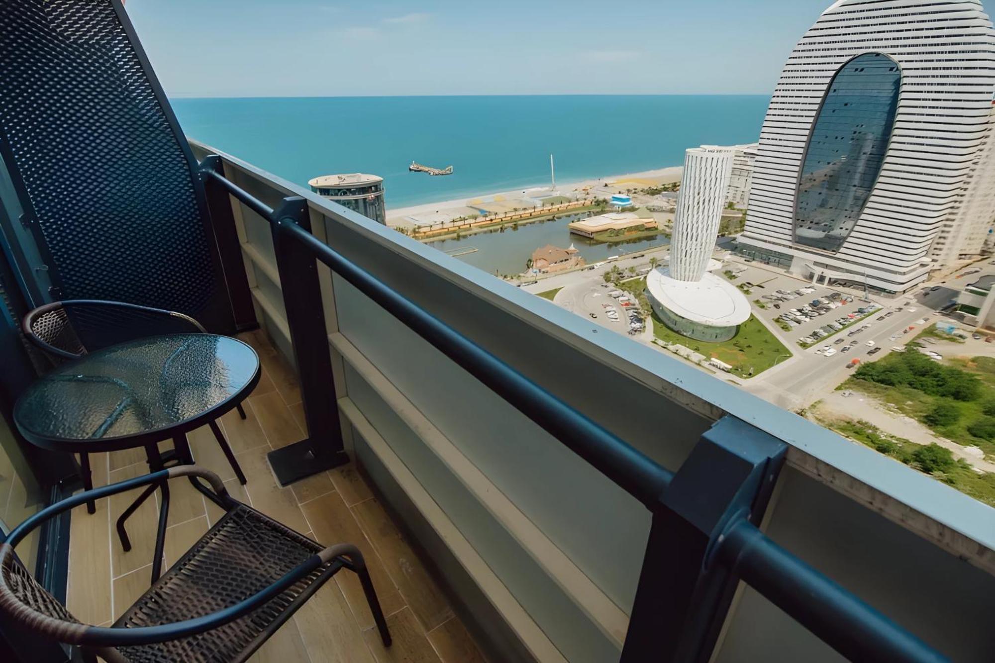 Suites Orbi City Aparthotel Батуми Экстерьер фото